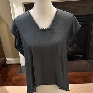 Frayed hem, soft v neck alpine green silk short sleeve Women's Top